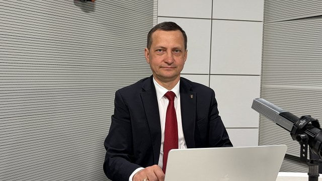 Krauze sola vērsties tiesā, ja ģenerālprokurors neatsauks izteikumus saistībā ar kokrūpnieku lietu